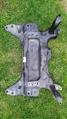 Volvo xc 40 2020 első futómű tartó bölcső eladó. 