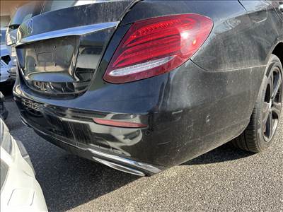 Mercedes E-osztály W213 hátsólökhárító 