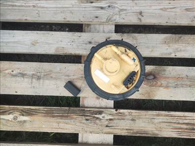 Mitsubishi Colt V 1.1 üzemanyag szivattyú