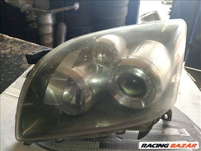 Toyota Avensis (T25) BE fényszóró  koito35108