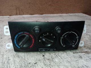 Mazda 6 (1st gen) Fűtéskapcsoló (manuális klímás) *148186* 1. kép