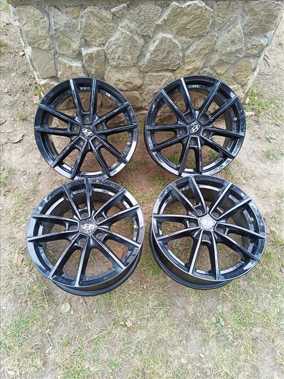  5x114.3 lyukosztású 6,5J 16" Hyundai, Kia újszerű (gyári felni) alufelni 1. kép