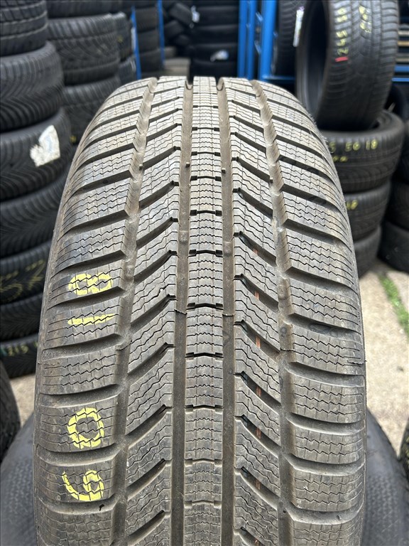 4db 235/60×18″ Continental téli gumiabroncs. (3751726) 2. kép