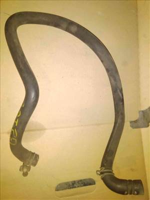 Mazda B2200 Vízcső