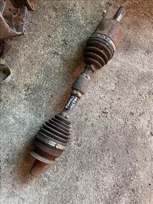 Mazda 3 1.6 Diesel féltengely 