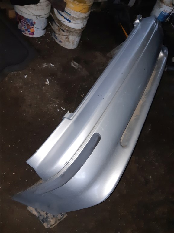 Suzuki Swift II 96-03 Hátsó Lökhárító 2. kép