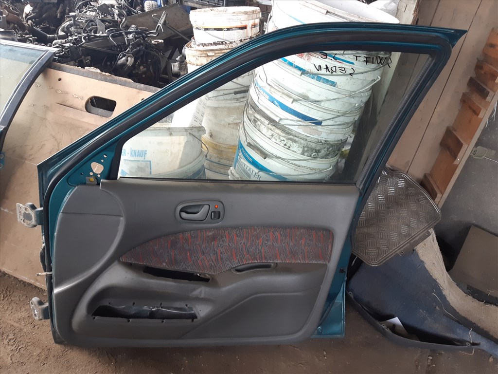 Suzuki Swift II 92-03 Jobb Elsõ Ajtó 2. kép
