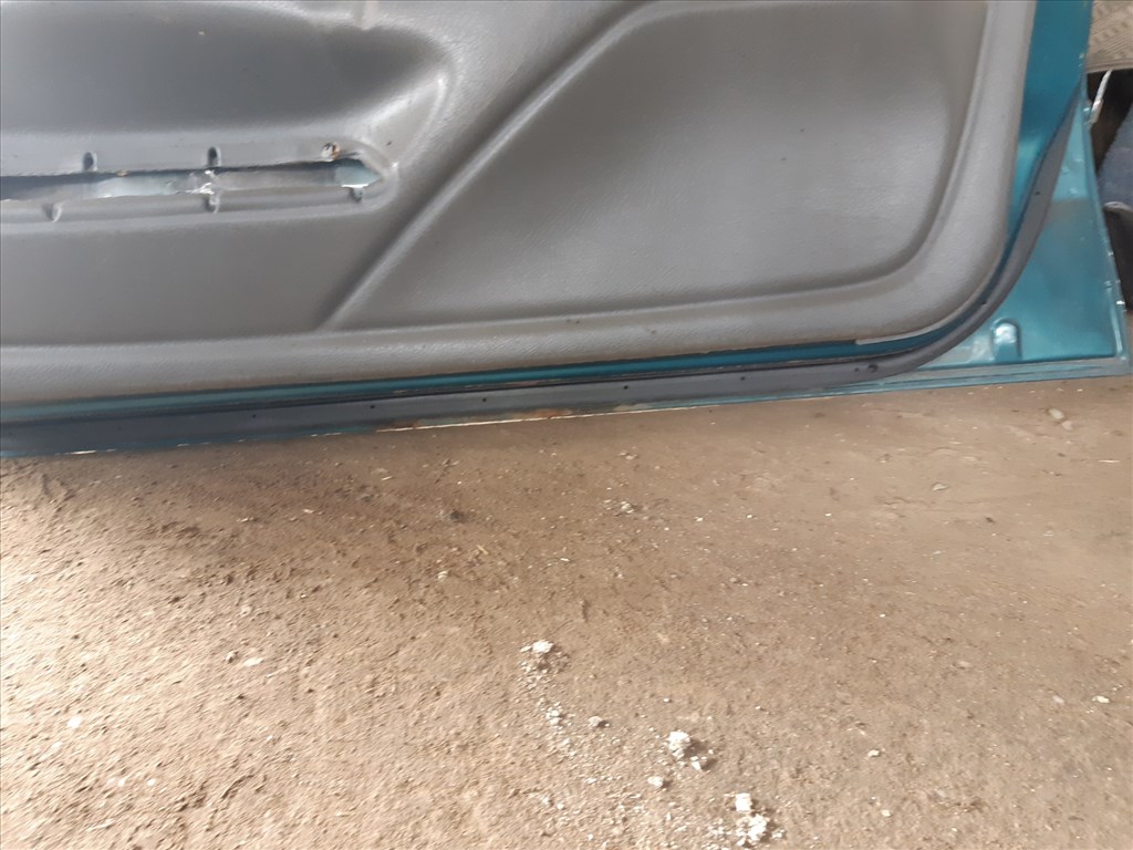 Suzuki Swift II 92-03 Jobb Elsõ Ajtó 3. kép