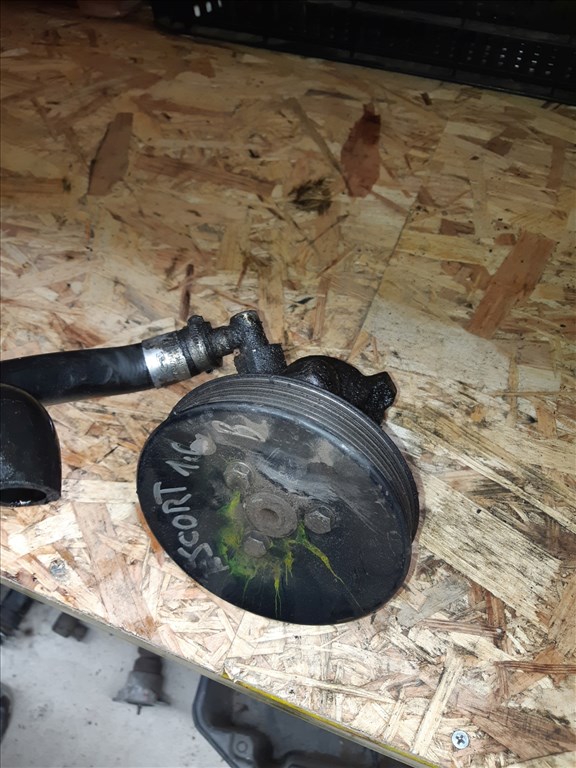 Ford Escort 91-95 Kormányszervó Szivattyú 1. kép