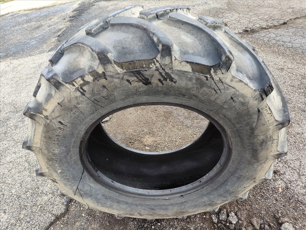 380/70 R24 használt Continental traktor gumi 380/70/24 380 70 R24 2. kép