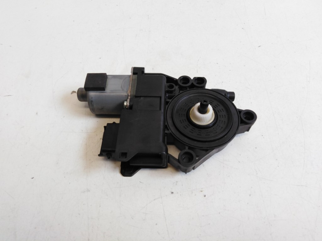 Hyundai I 40 bal hátsó ablakemelõ motor 834503Z010 1. kép