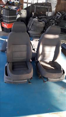 Skoda Octavia II Ülés Garnitúra 1Z0 881 021