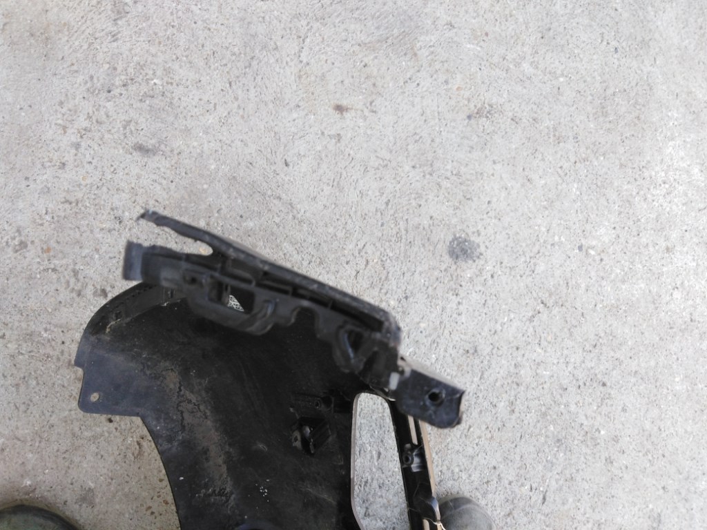 Kia Stonic hátsó lökhárító 86612H8400 4. kép