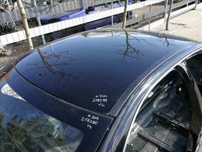 Mercedes-Benz c-osztály w204 4 ajtós utastértető