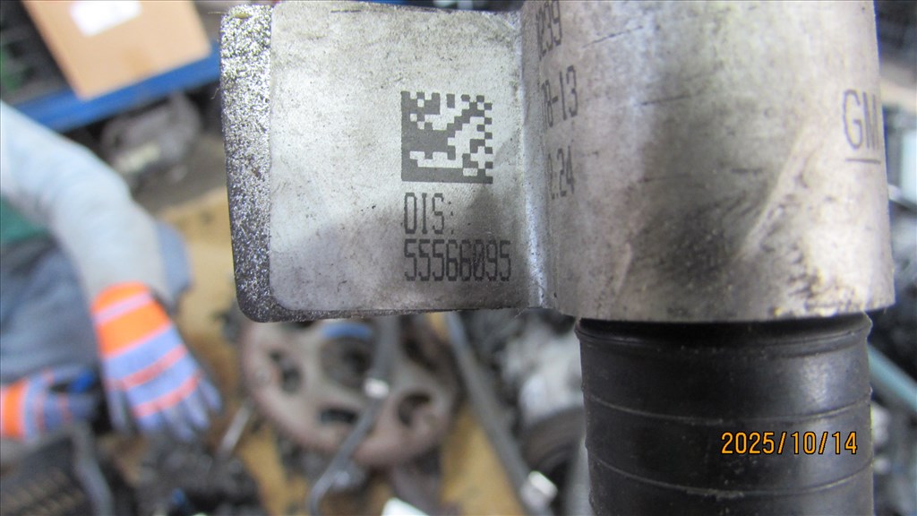 Opel Zafira C Tourer 2013 2.0D A20DTH vákuumcső  55566095 2. kép