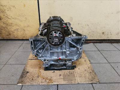 Toyota Rav 4 (XA40) motorblokk fûzött hengerfej nélkül