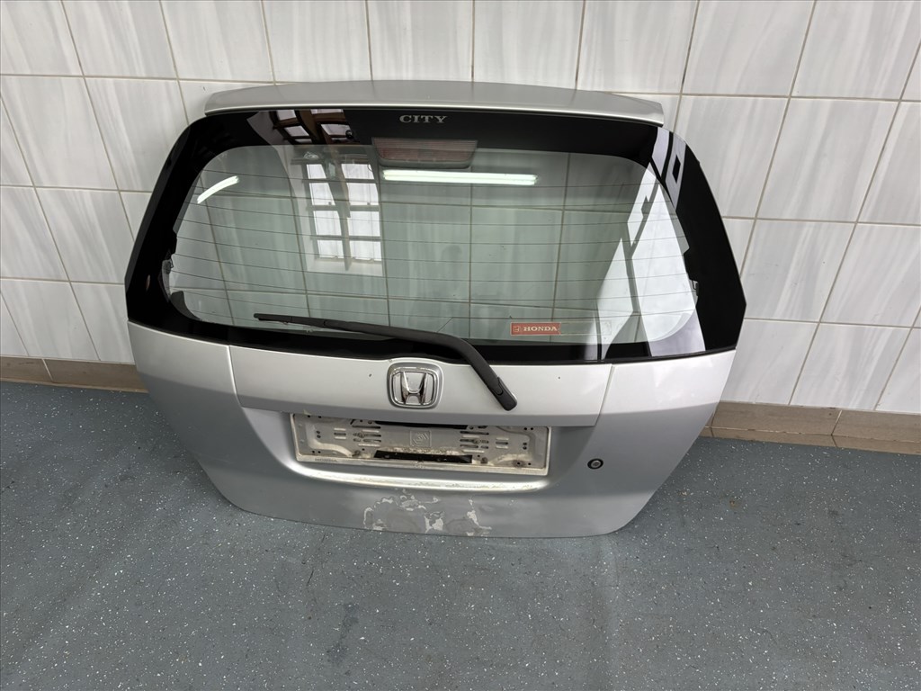 Honda Jazz II (GD) csomagtér ajtó (rozsdamentes) 3. kép