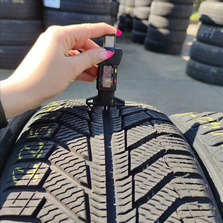 225/40 R18 Points téli gumi 99500ft a 4db/3/ 3. kép