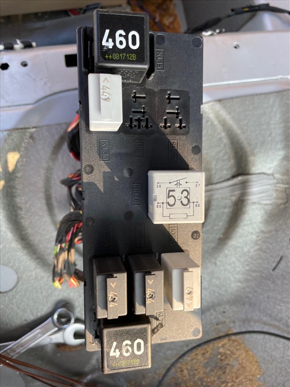 Volkswagen Passat B6 / B7 KOMFORT MODUL 3C0937049 AJ / Caddy III,Golf V,Golf VI,Tiguan I,Touran I 3. kép