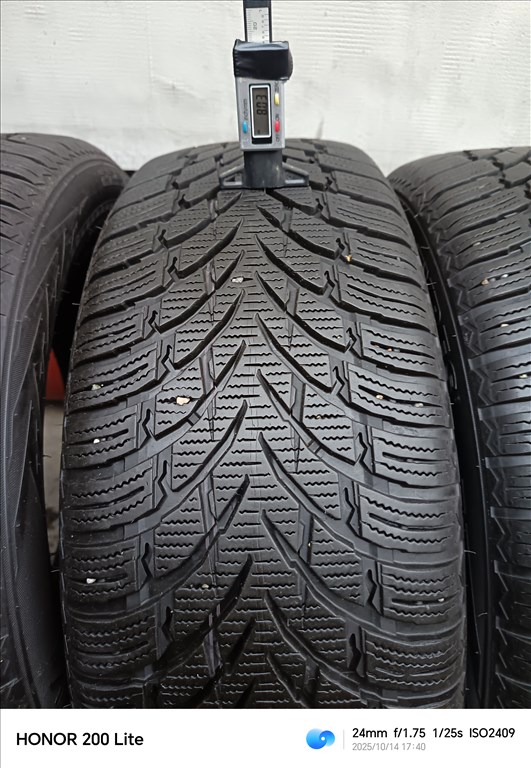  225/5518" újszerű Nokian téli gumi gumi 1. kép