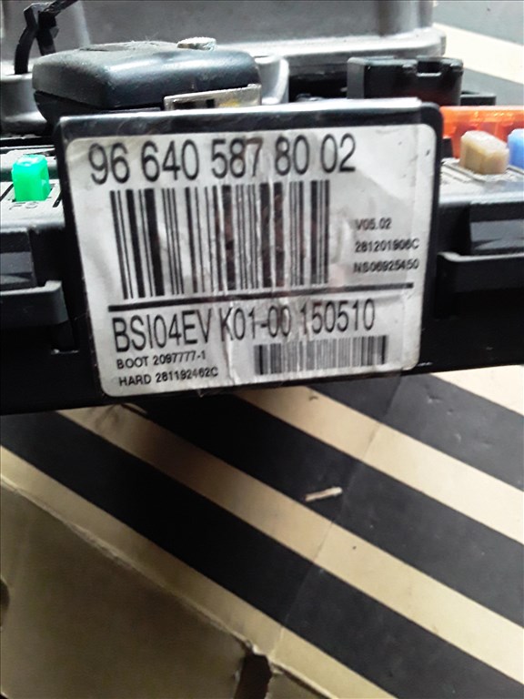Peugeot 308 1.6 HDI ECU BSI Szett 966405878002 1. kép