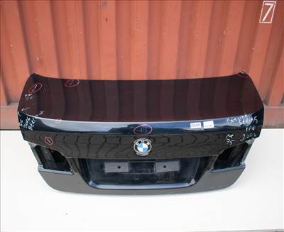  BMW 5er F10 csomagtérajtó