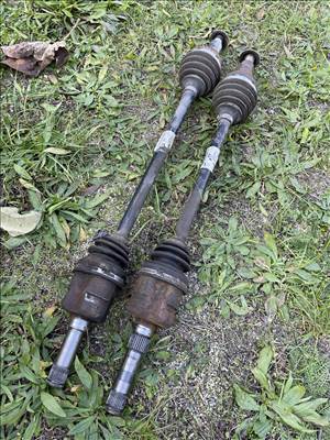 Opel Insignia 4x4 hátsó féltengely 13267108 13228231