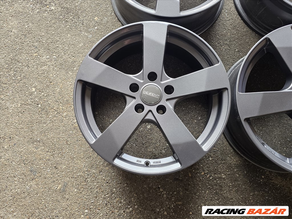  17"-es, 5x112-es újszerű Dezent alufelni 1. kép