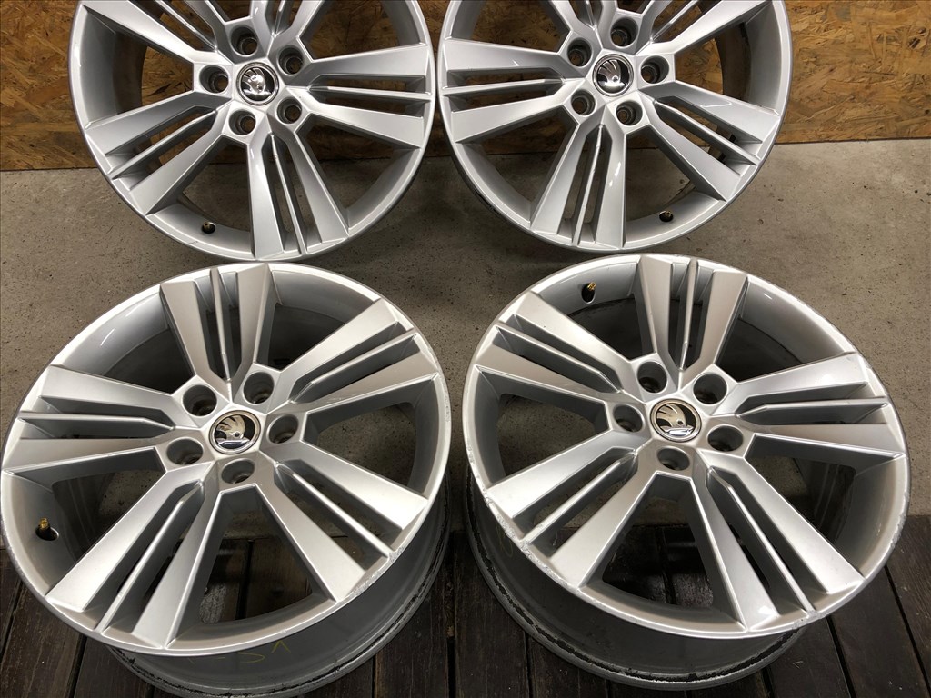 18 colos Skoda alufelni 5x112 Octavia 18 col 5x112 3. kép