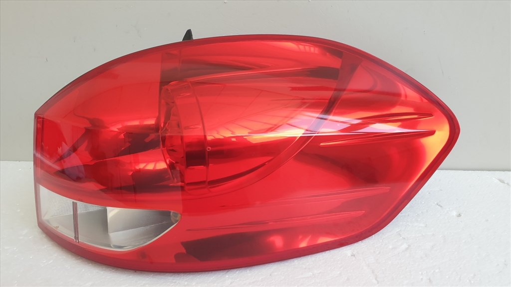 512118 Renault Clio 3, 2012, KOMBI Jobb Hátsó Lámpa, 8200586844. 2. kép