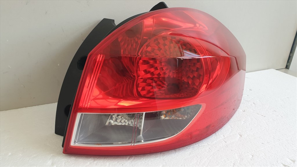 512118 Renault Clio 3, 2012, KOMBI Jobb Hátsó Lámpa, 8200586844. 5. kép