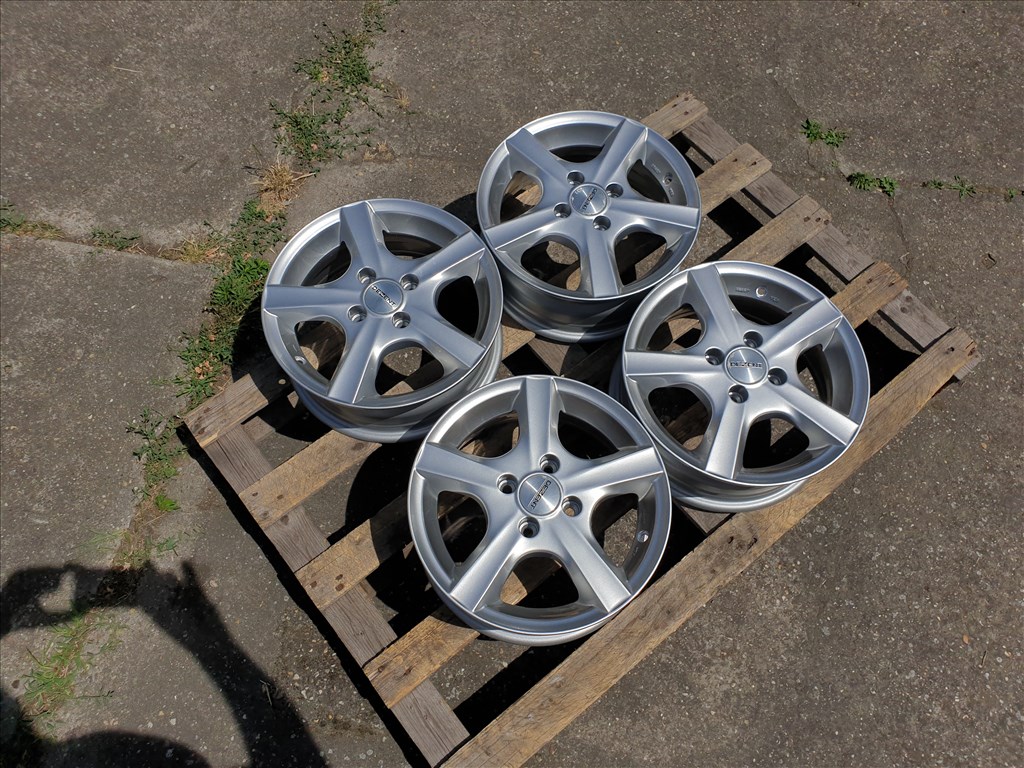 14" 4x100 Dezent 1. kép