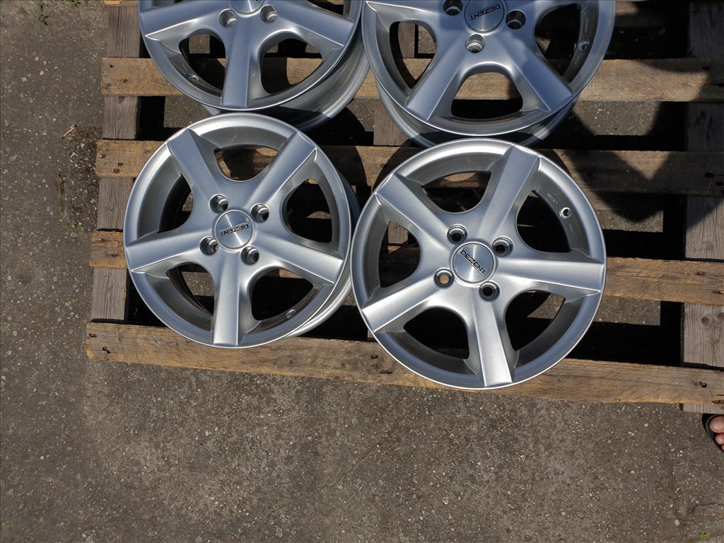 14" 4x100 Dezent 2. kép
