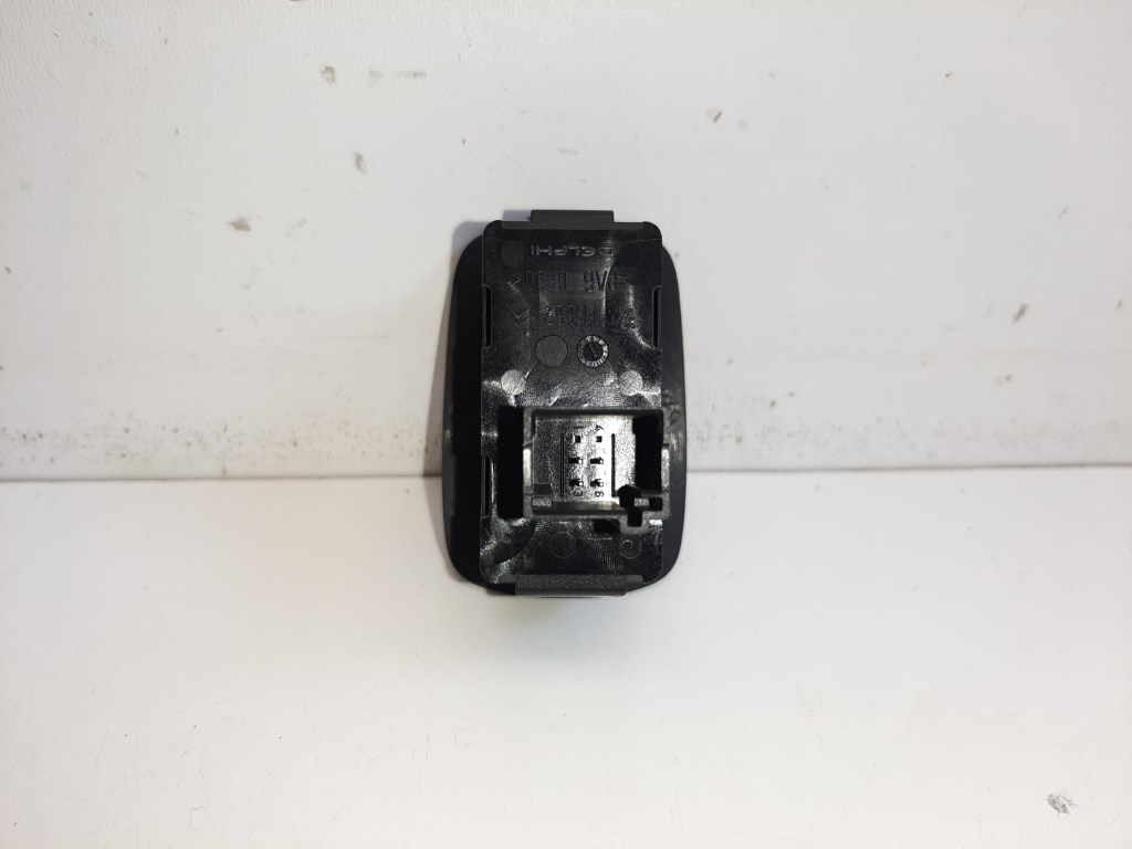 Citroen C4 picasso bal hátsó ablakemelõ kapcsoló 96639378ZD 2. kép