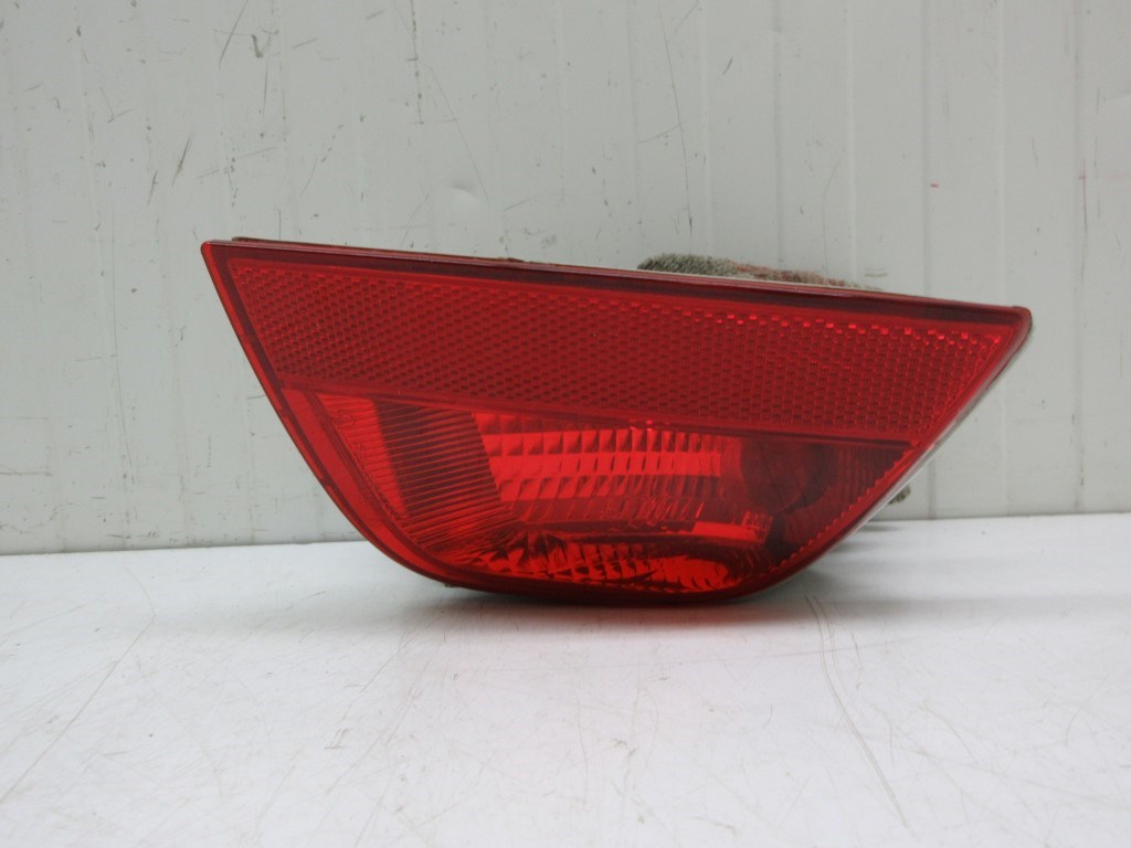 Ford Focus 5 ajtós jobb hátsó ködlámpa 5M5115K272AA 1. kép