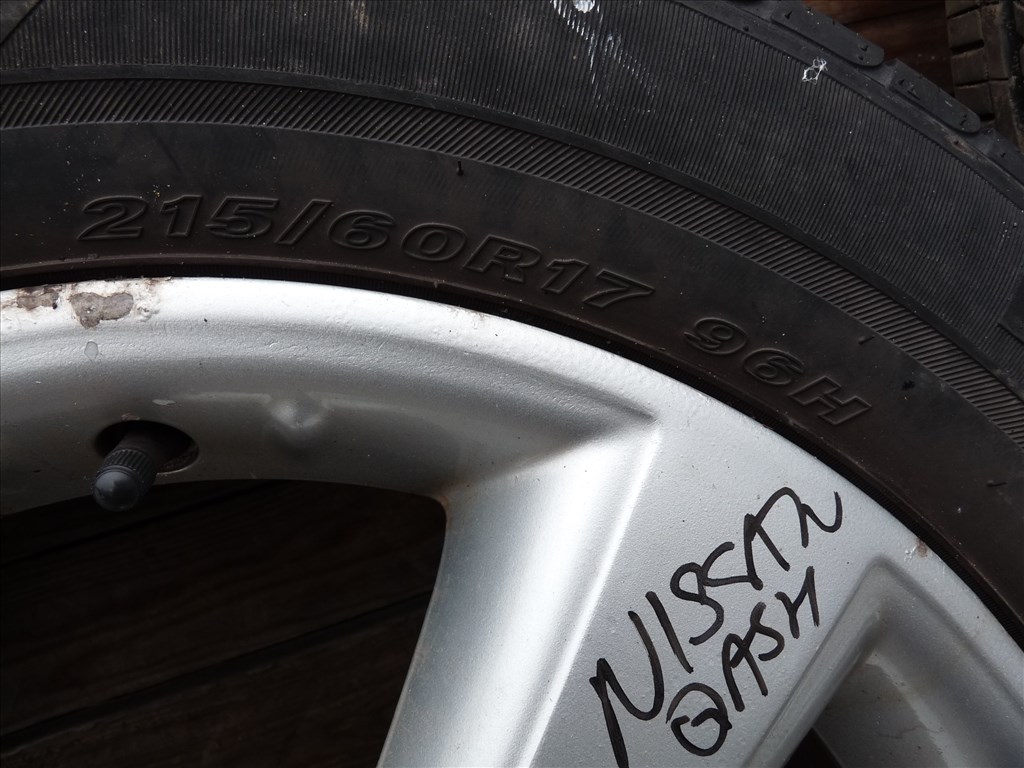  17" használt alufelni, rajta 215/60 használt gumi  11. kép