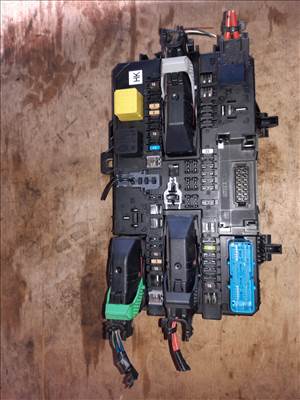 Opel Astra H Biztosítéktábla / Relé Tábla 5DK 008 669-32