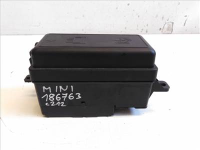 Mini cooper (R50/R53) biztosítéktábla motortér 6906614