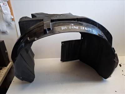 Suzuki SX4 S-Cross jobb első dobbetét 7232161M0