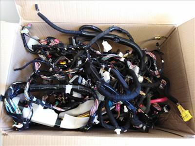 Tesla Model 3  kábelköteg