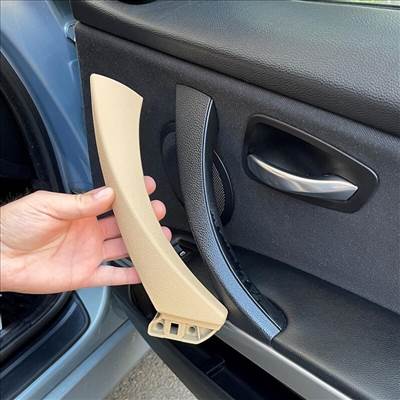 BMW E90/91/92/93 ajtóbehúzó/kapaszkodó Bézs jobb