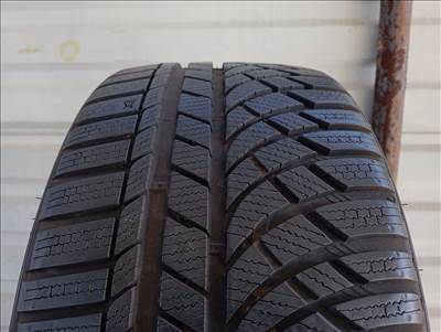  4 db újszerű Kumho Wintercraft WP72 235/35 R19 91W XL 7 mm-es téligum