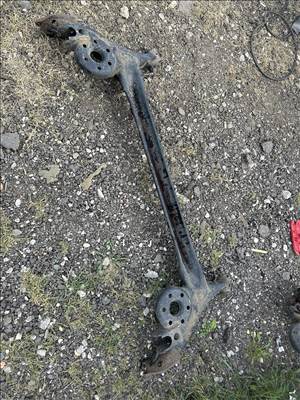 Toyota Prius (XV30) Hátsó híd