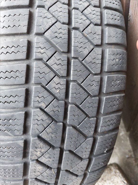  15" használt Gyári lemezfelni, rajta 185/65 használt Kormoran téli gumi  1. kép