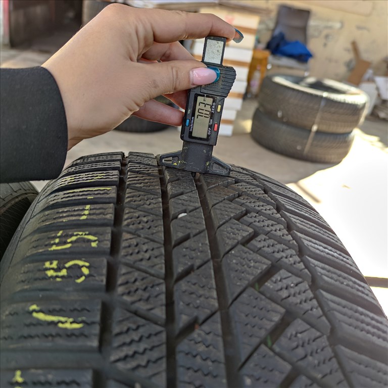  255/55 R19 Continental téli gumi 99000ft a 4db/39/ 4. kép