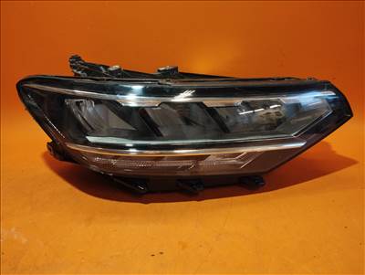 Vw Passat B8 jobb led lámpa 3G1941036P (M.140.1015R)a