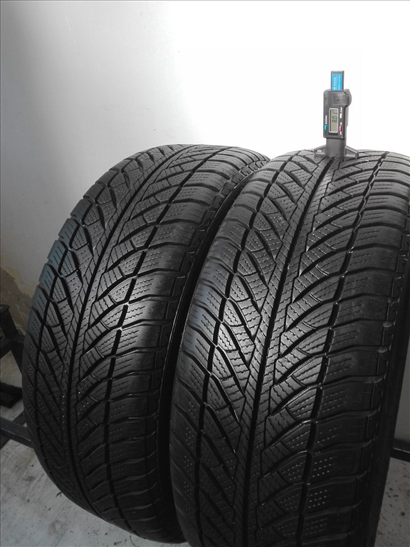 225/55R17 Goodyear téli gumi 2db 225/55 r17 1. kép