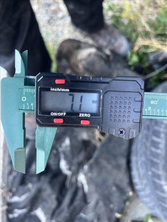  4x108 lyukosztású 15" lemezfelni, rajta 185/60 Riken négyévszakos gumi 8. kép