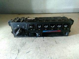 Nissan Primera I Fűtéskapcsoló *51436*