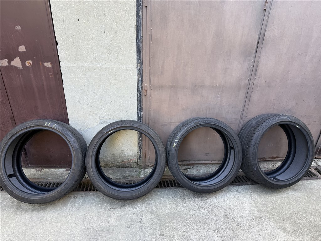 Tesla Model Y Performance nyári gumi garnitúra Pirelli Pzero PZ4 255/35 R21 + Pirelli PZ4 275/35 R21 2. kép